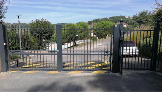 Le N5 Des Hauts De Sarlat Apt Duplex Clim, Piscine, Parking Bagian luar foto