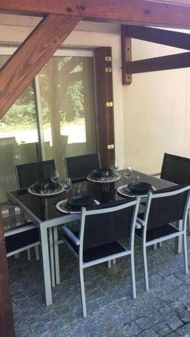 Le N5 Des Hauts De Sarlat Apt Duplex Clim, Piscine, Parking Bagian luar foto